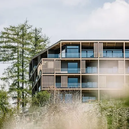 Panoramic Suites Winzerhoehe-3