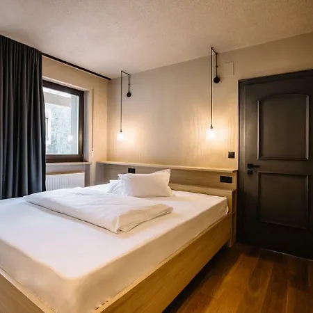 Panoramic Suites Winzerhoehe-2